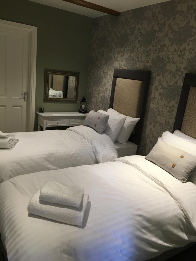 Greyhound Inn Wilton Wilton  Zewnętrze zdjęcie