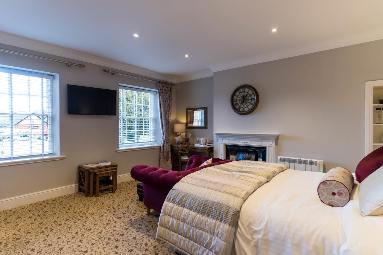 Greyhound Inn Wilton Wilton  Zewnętrze zdjęcie
