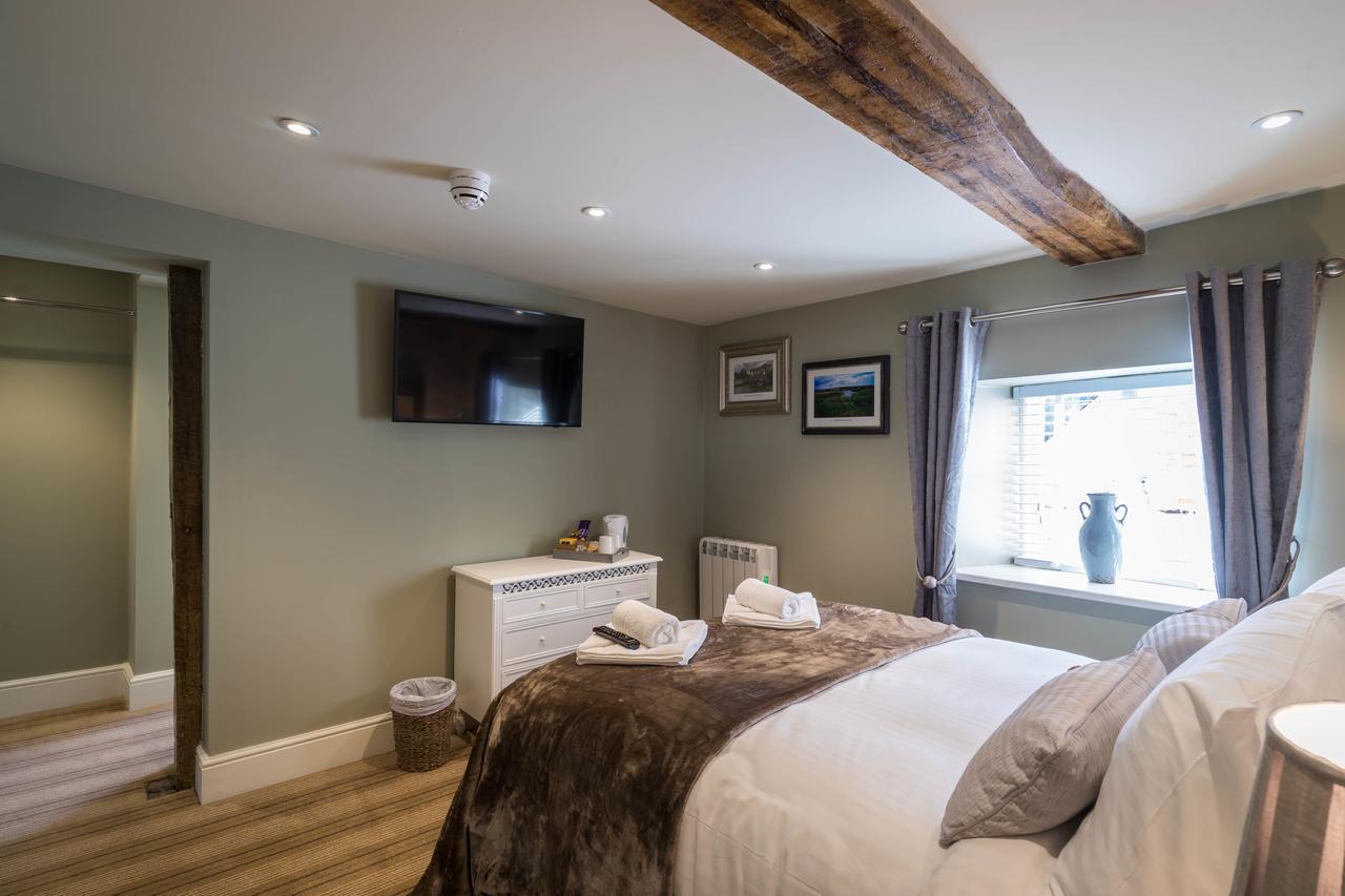 Greyhound Inn Wilton Wilton  Zewnętrze zdjęcie