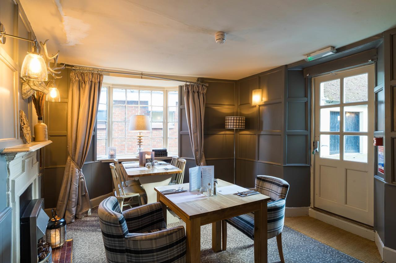 Greyhound Inn Wilton Wilton  Zewnętrze zdjęcie