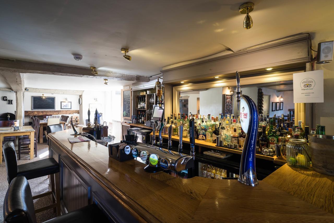 Greyhound Inn Wilton Wilton  Zewnętrze zdjęcie