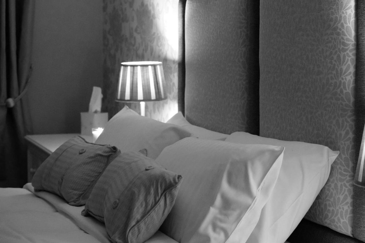 Greyhound Inn Wilton Wilton  Zewnętrze zdjęcie
